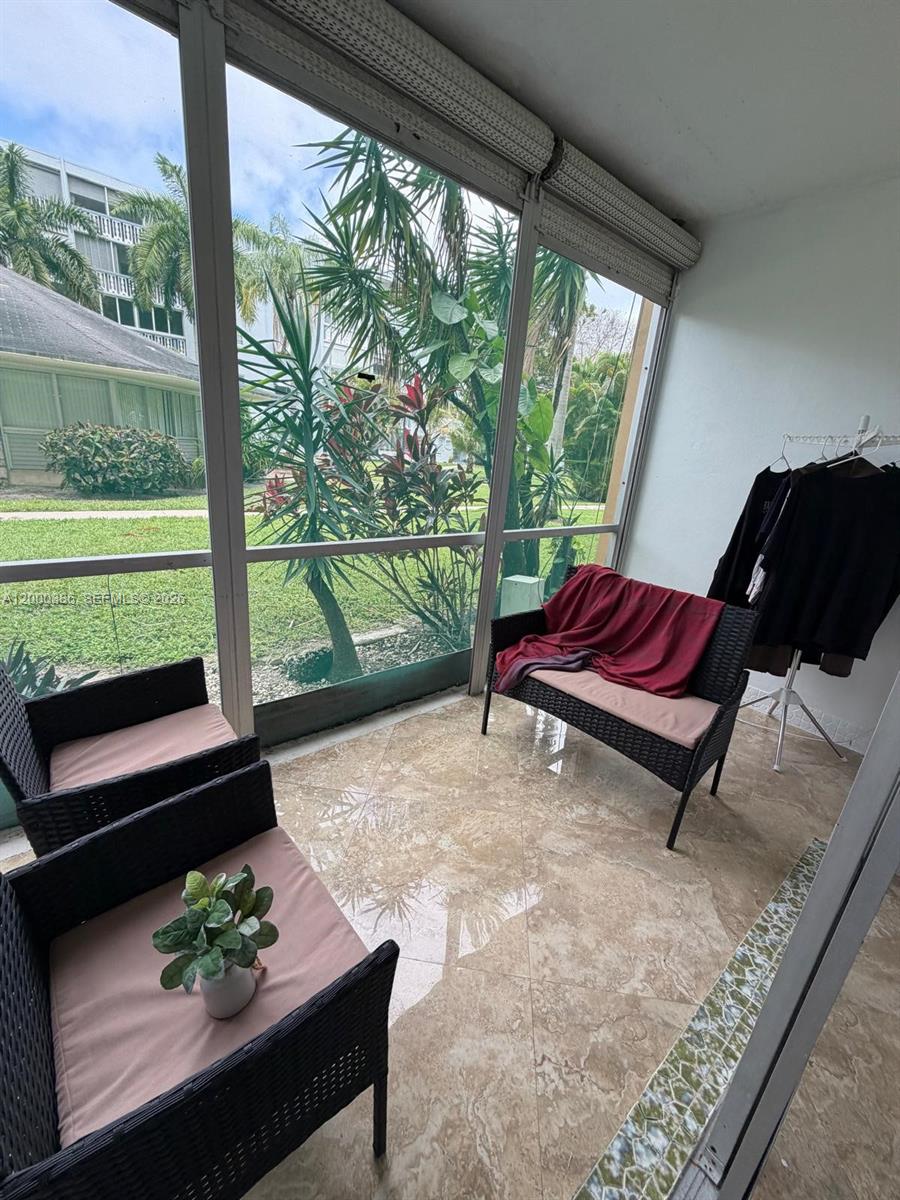 MEADOWBROOK TOWERS CONDO - Residential Lease