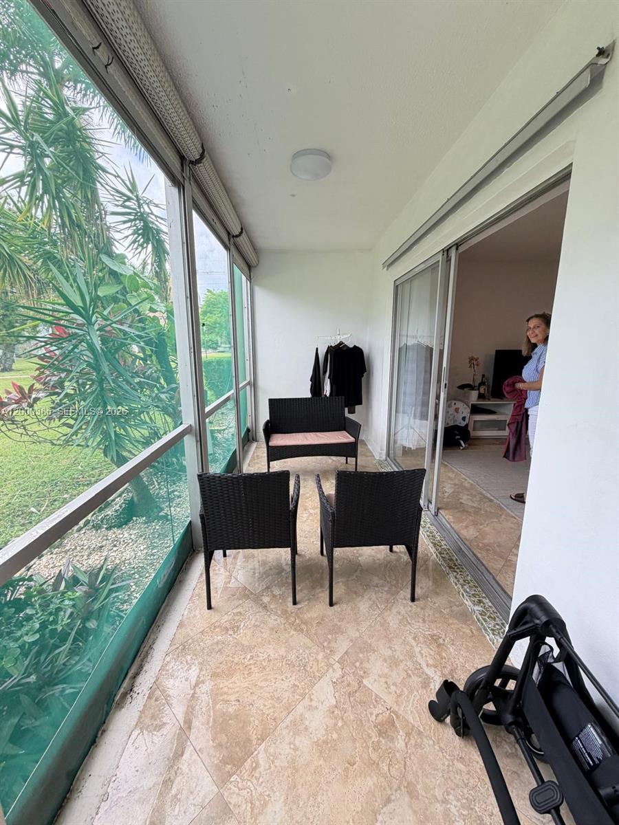 MEADOWBROOK TOWERS CONDO - Residential Lease