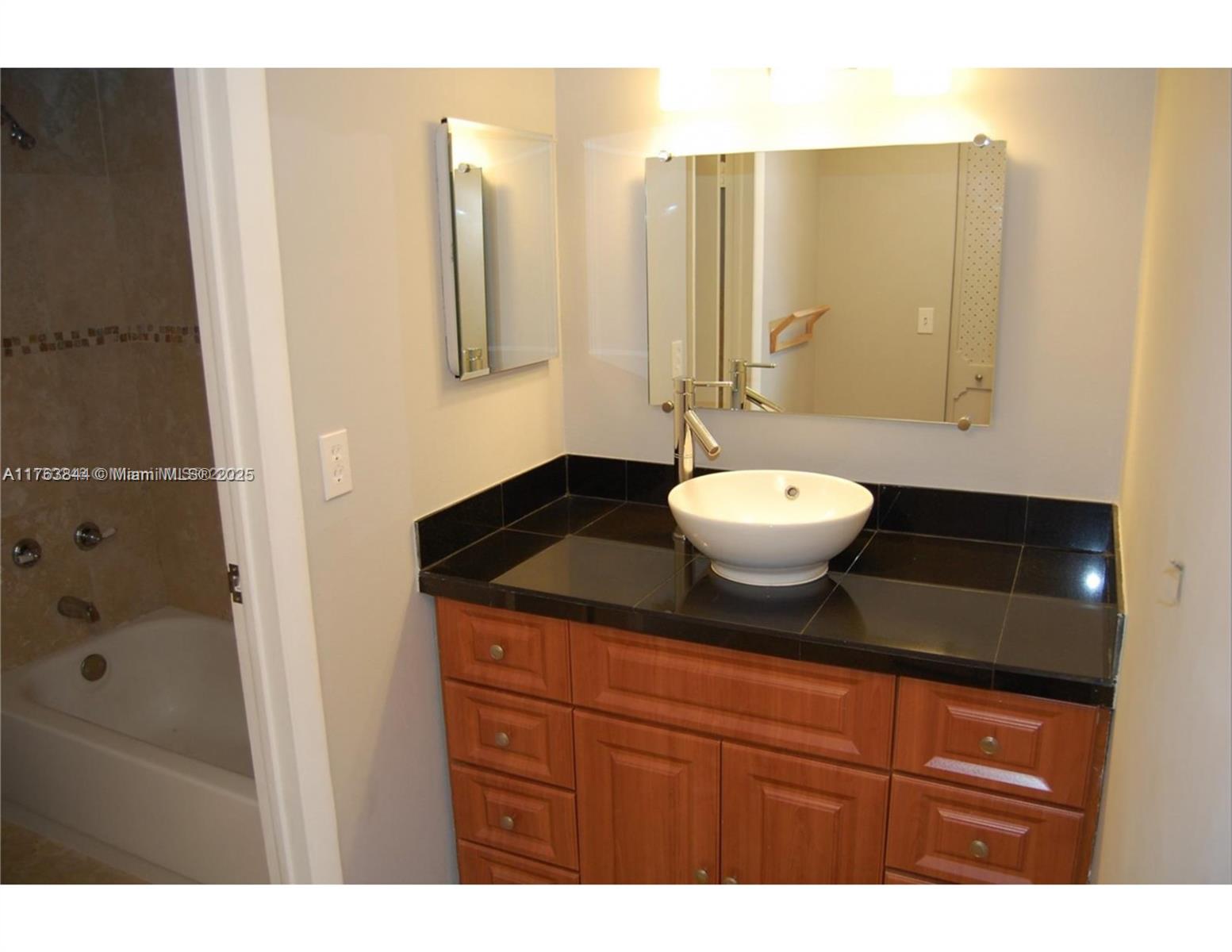 3301 N Country Club Dr 110