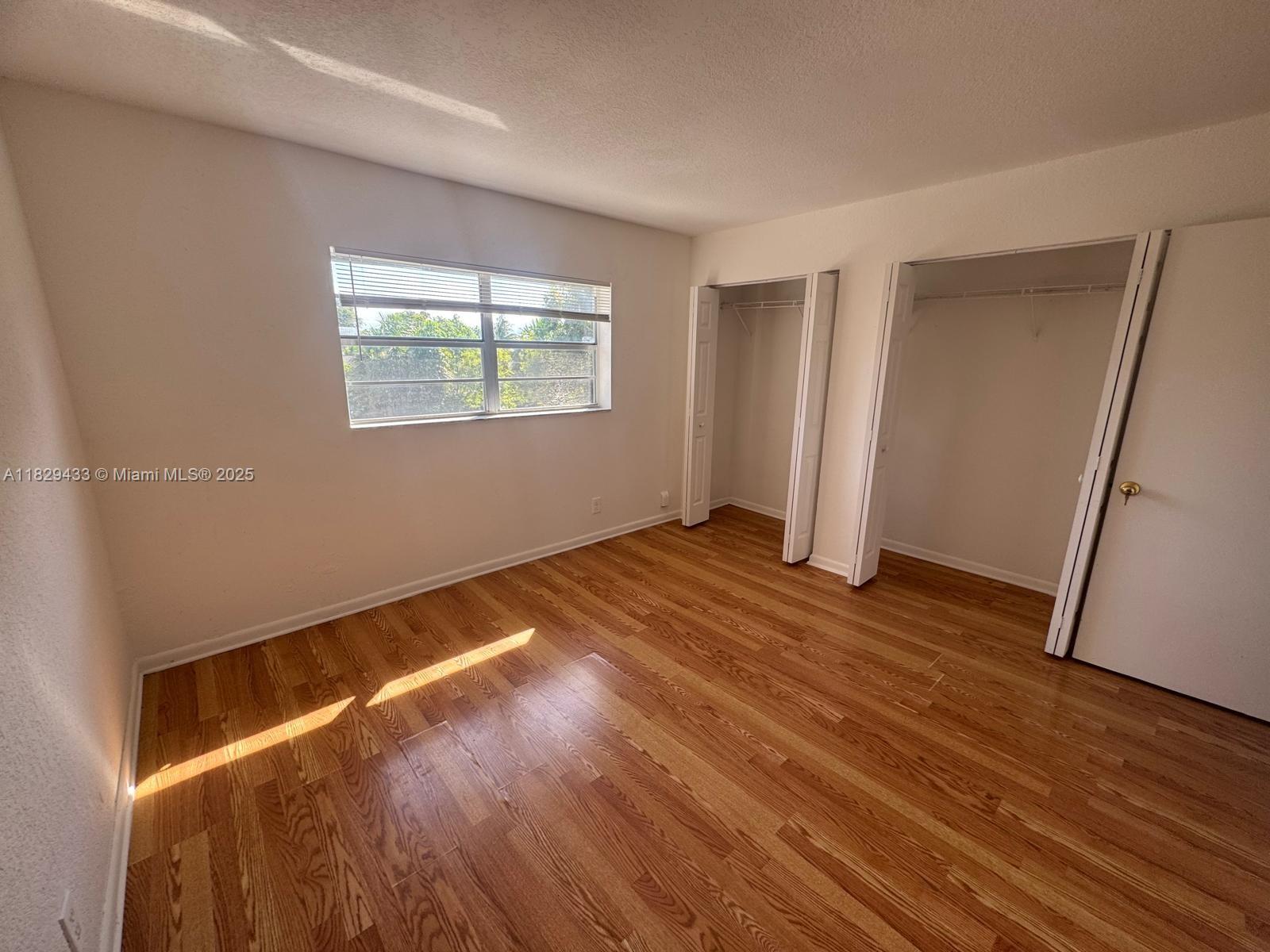 4820 NW 9th Dr 4820