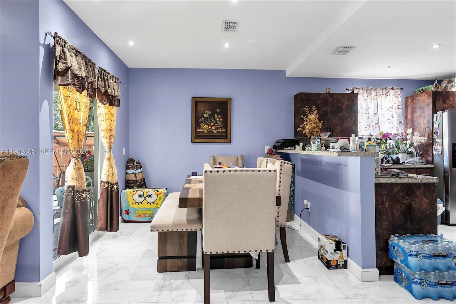 SOUTH MIAMI LAKES - Residential