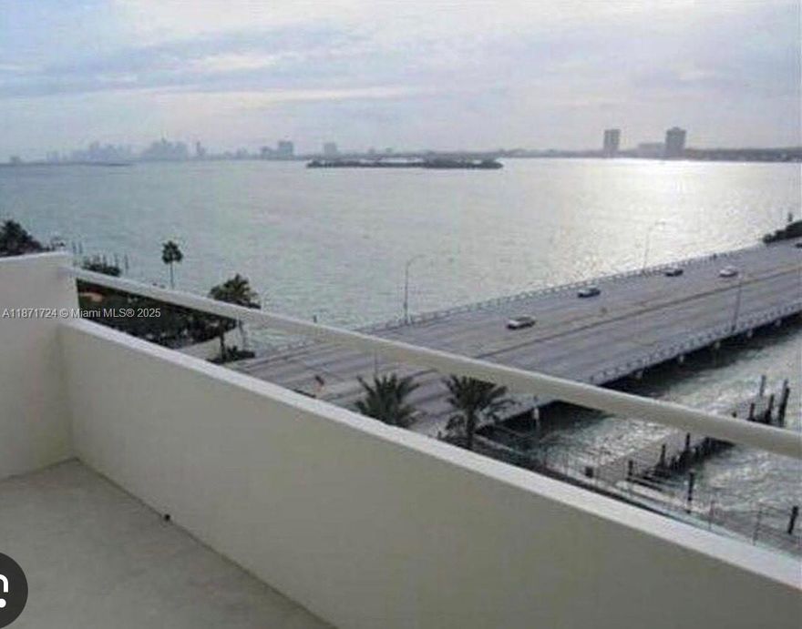 SPECTACULAR BAY VIEWS IN THIS BEAUTIFUL STUDIO ON THE 9TH FLOOR IN PRESTIGIOUS NORTH BAY VILLAGE. PRIVATE POOL CONVENIENT STORE IN THE BUILDING . MARINA AVAILABLE ,24 HOURS SECURITY , SHORT TERM ARE WELCOME IN THIS BUILDING .