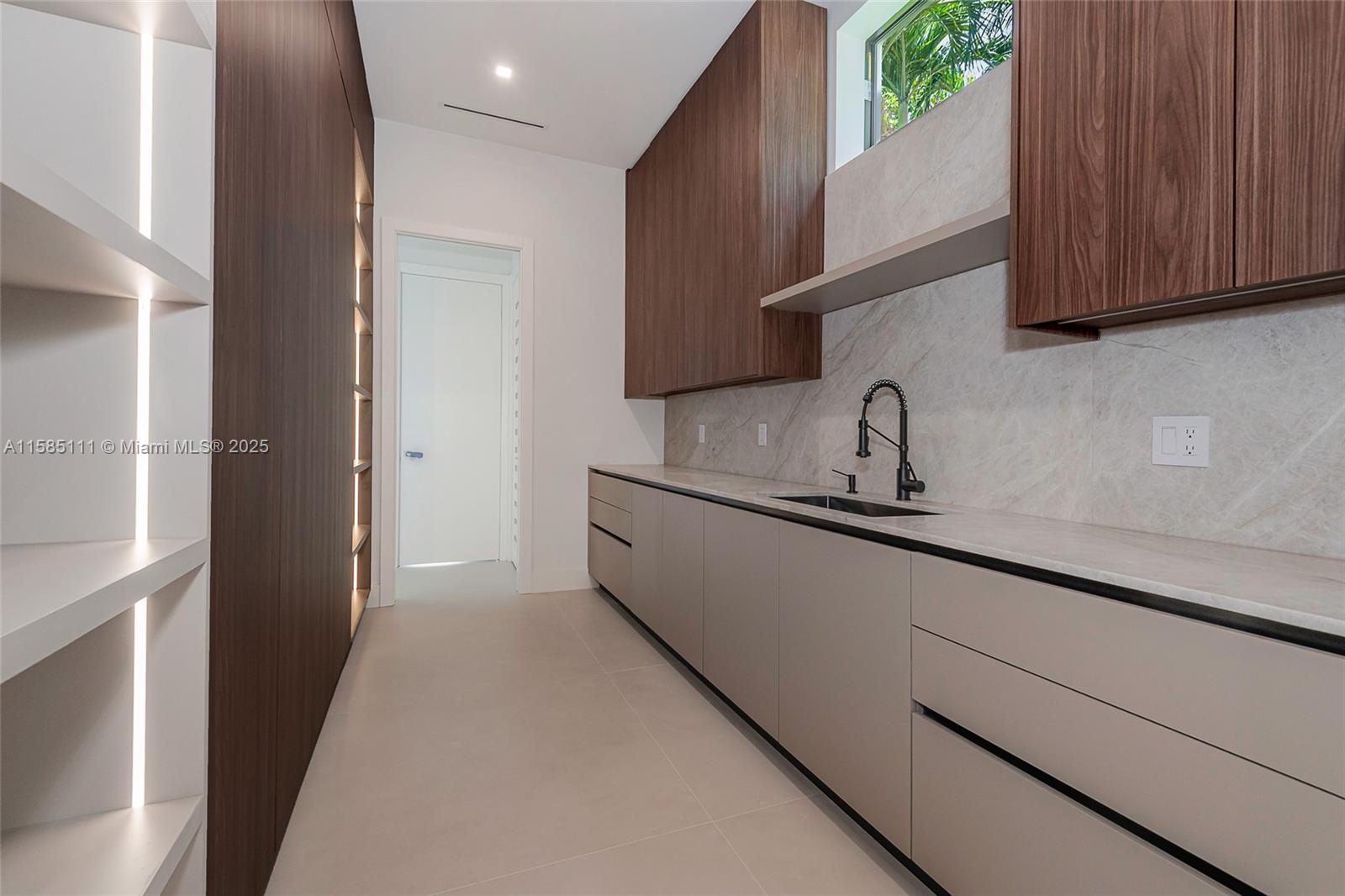 CORONADO HARBOR - Residential