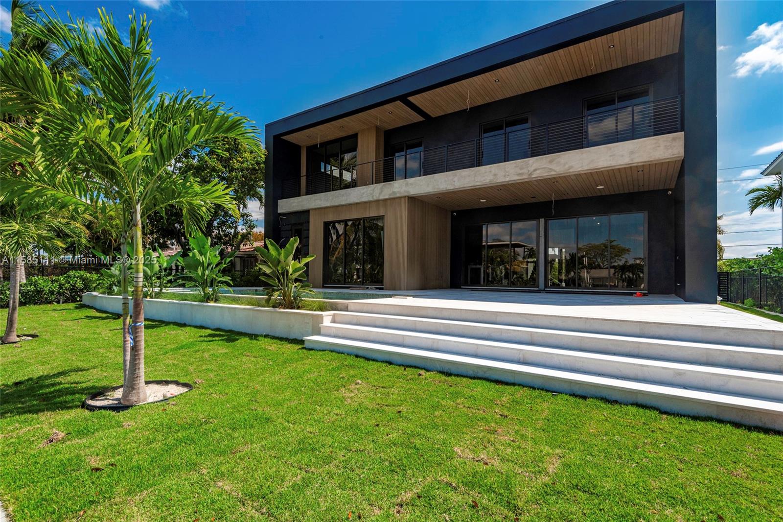 CORONADO HARBOR - Residential