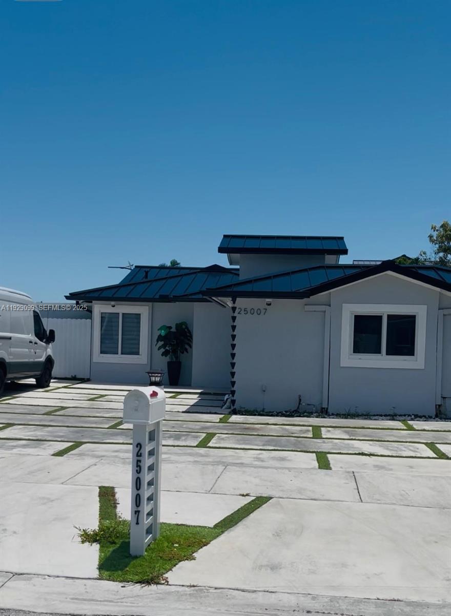 PRINCETONIAN ESTATES - Residential