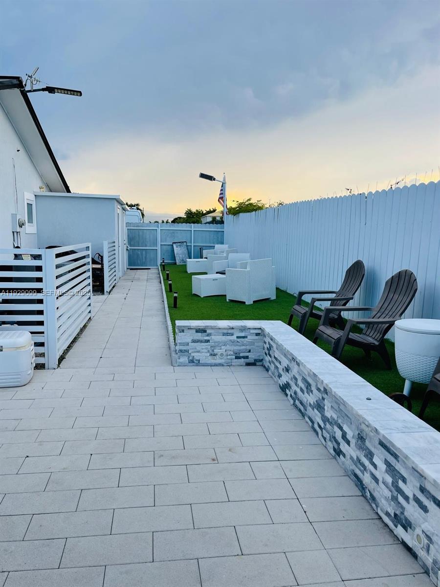 PRINCETONIAN ESTATES - Residential