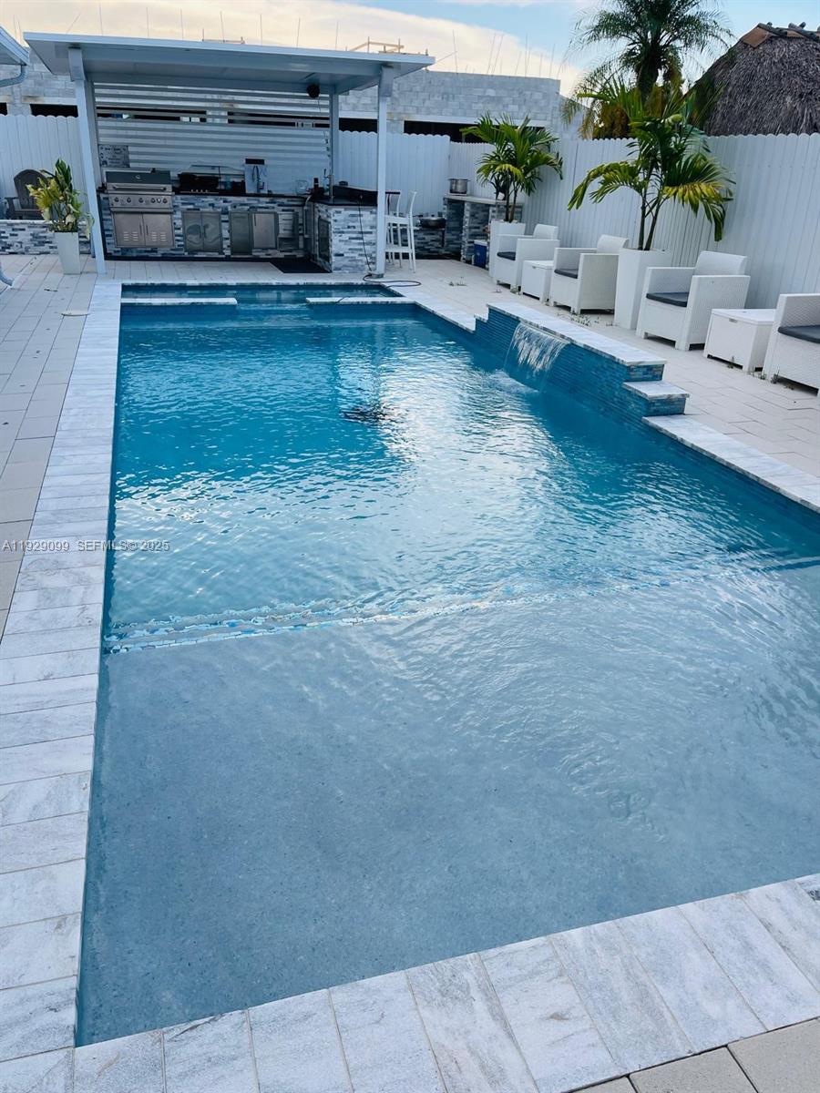 PRINCETONIAN ESTATES - Residential