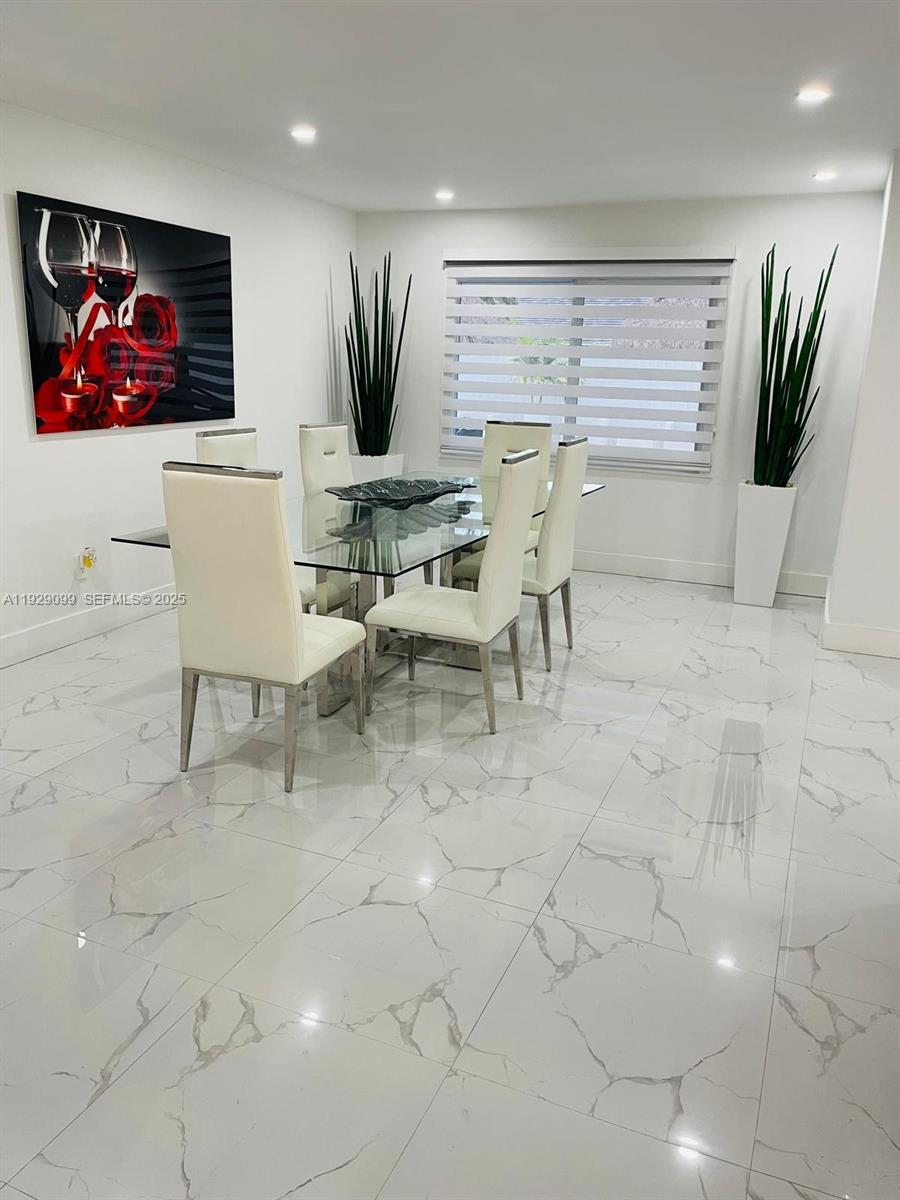 PRINCETONIAN ESTATES - Residential