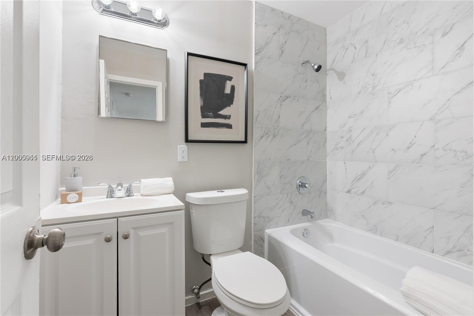 308 SW 14th St 2