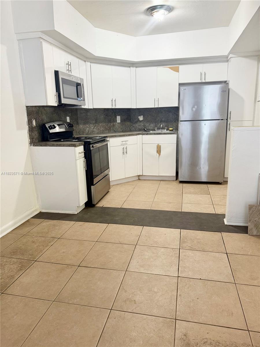 12320 NE 11th Pl A