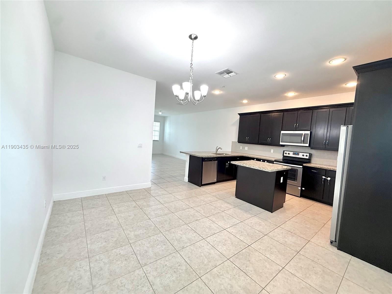 MIRAMAR RESIDENTIAL PLAT - Residential Lease