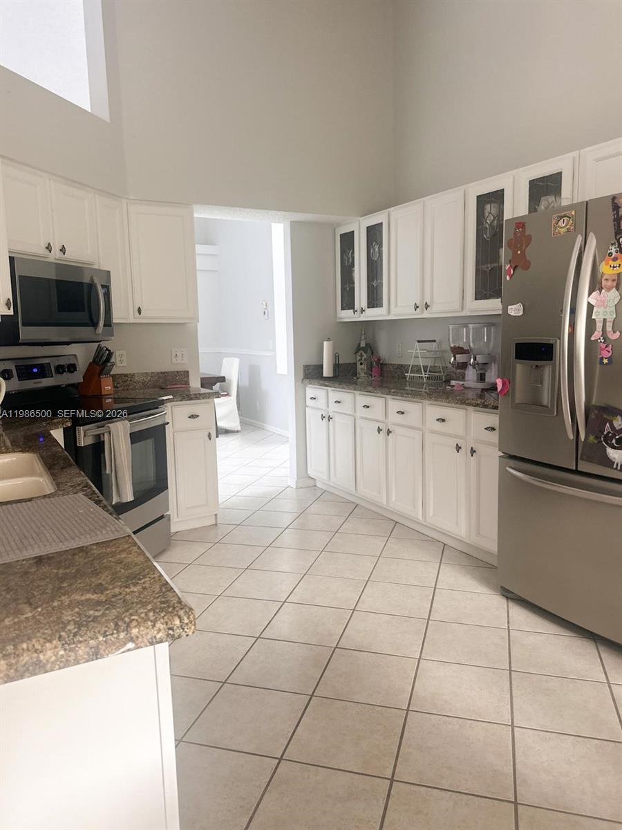 BINKS FOREST OF THE LANDI - Residential