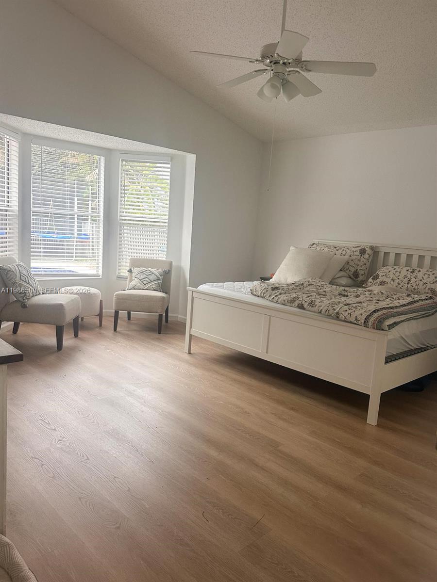 BINKS FOREST OF THE LANDI - Residential