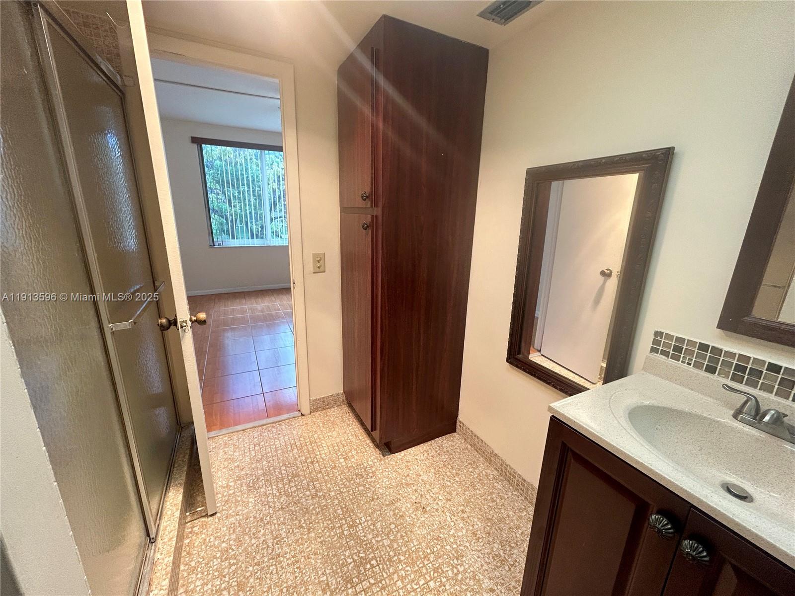 WATER BRIDGE 3 CONDO - Residential Lease