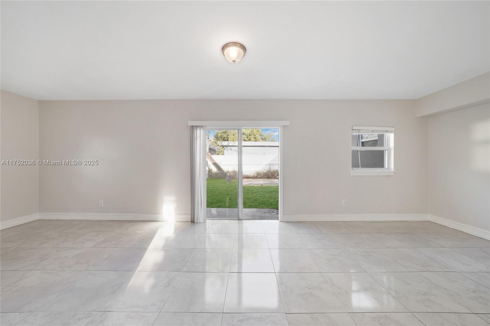 LAKE FOREST SEC 3 - Residential