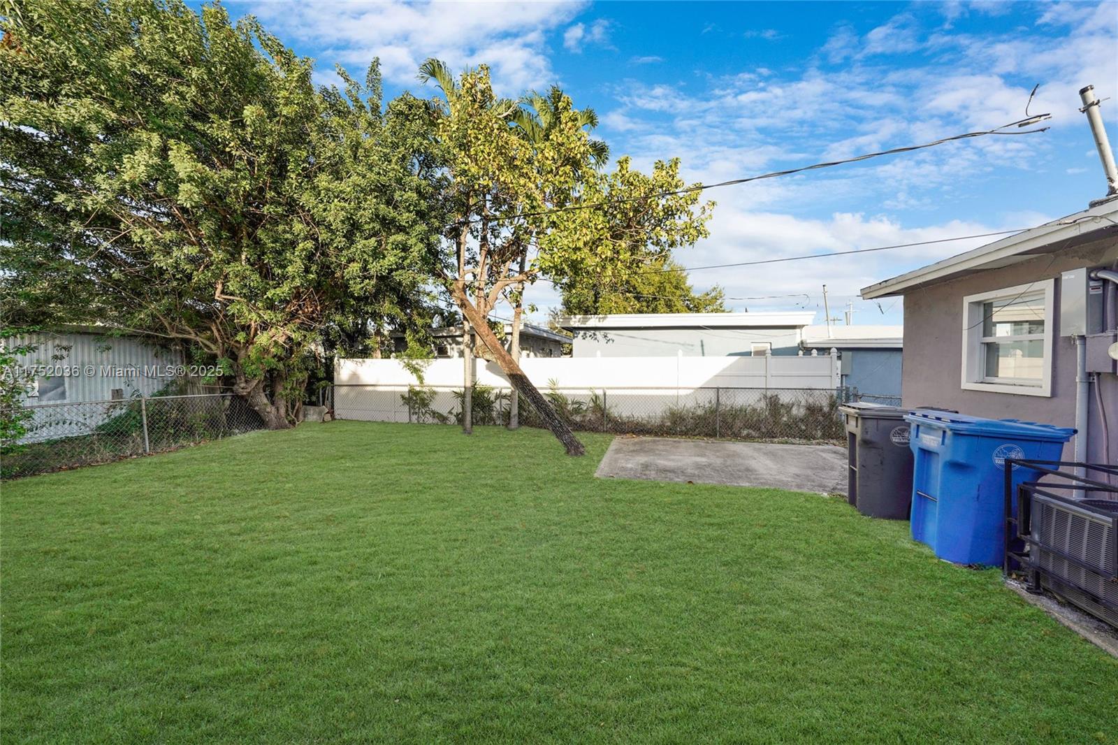 LAKE FOREST SEC 3 - Residential