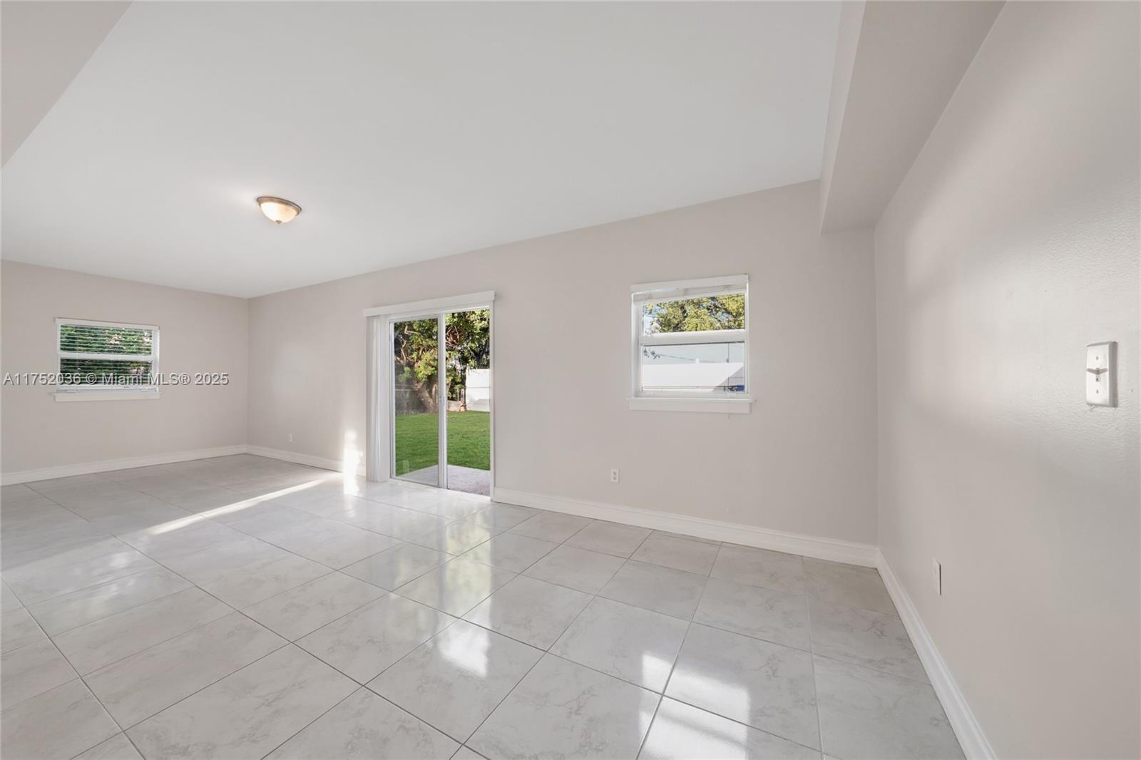 LAKE FOREST SEC 3 - Residential