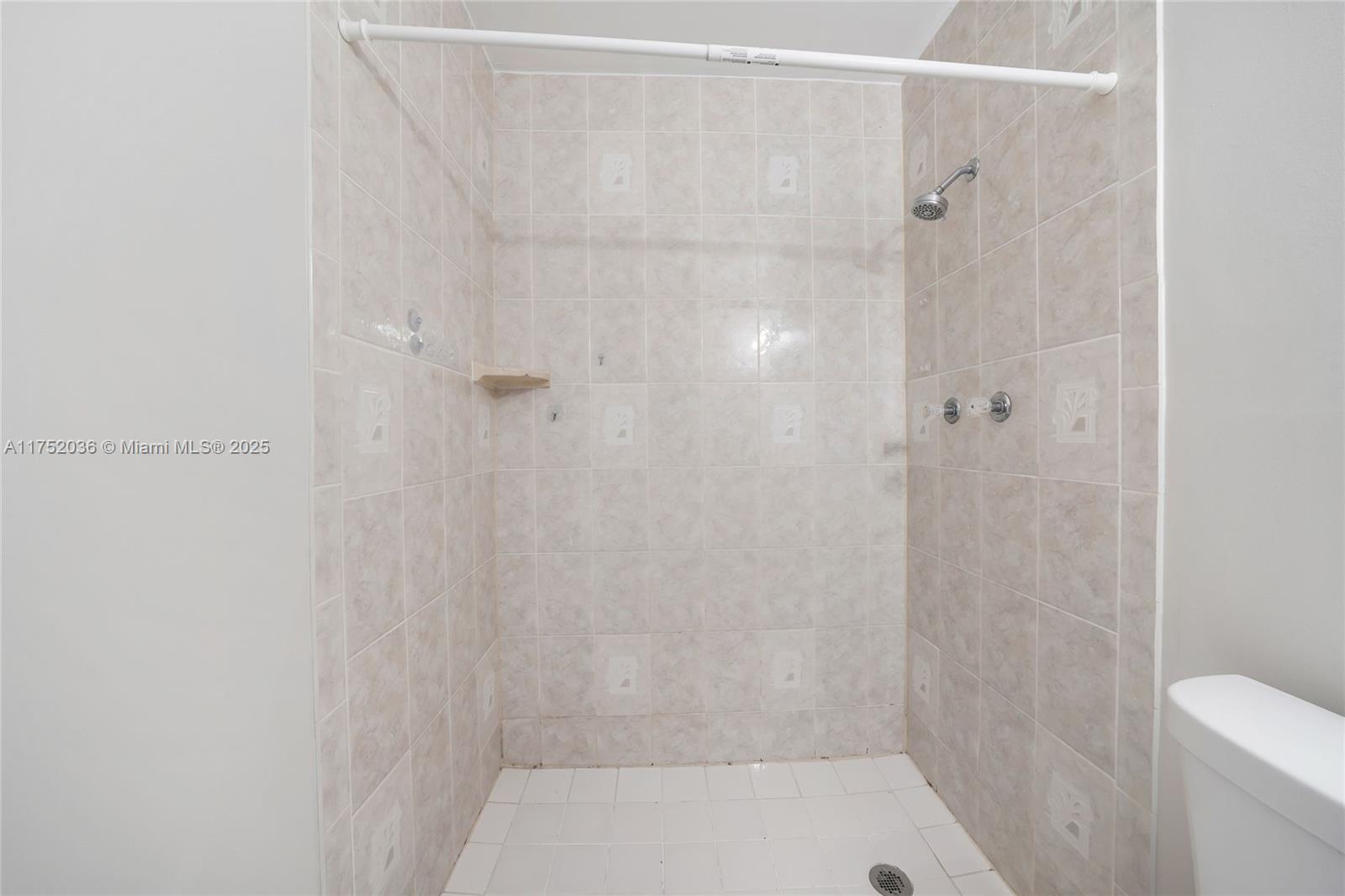 LAKE FOREST SEC 3 - Residential