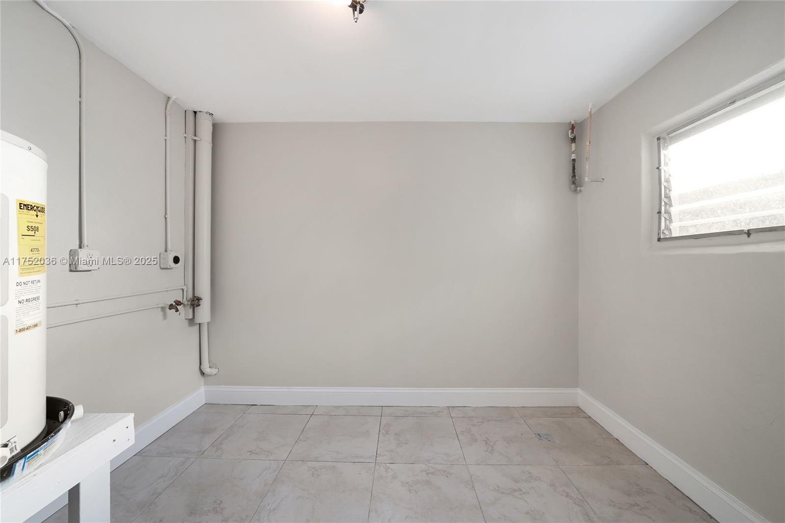 LAKE FOREST SEC 3 - Residential