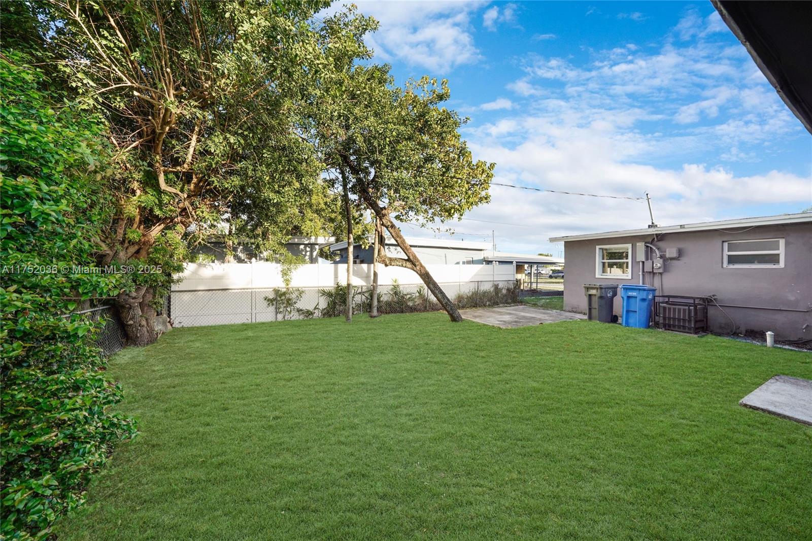 LAKE FOREST SEC 3 - Residential