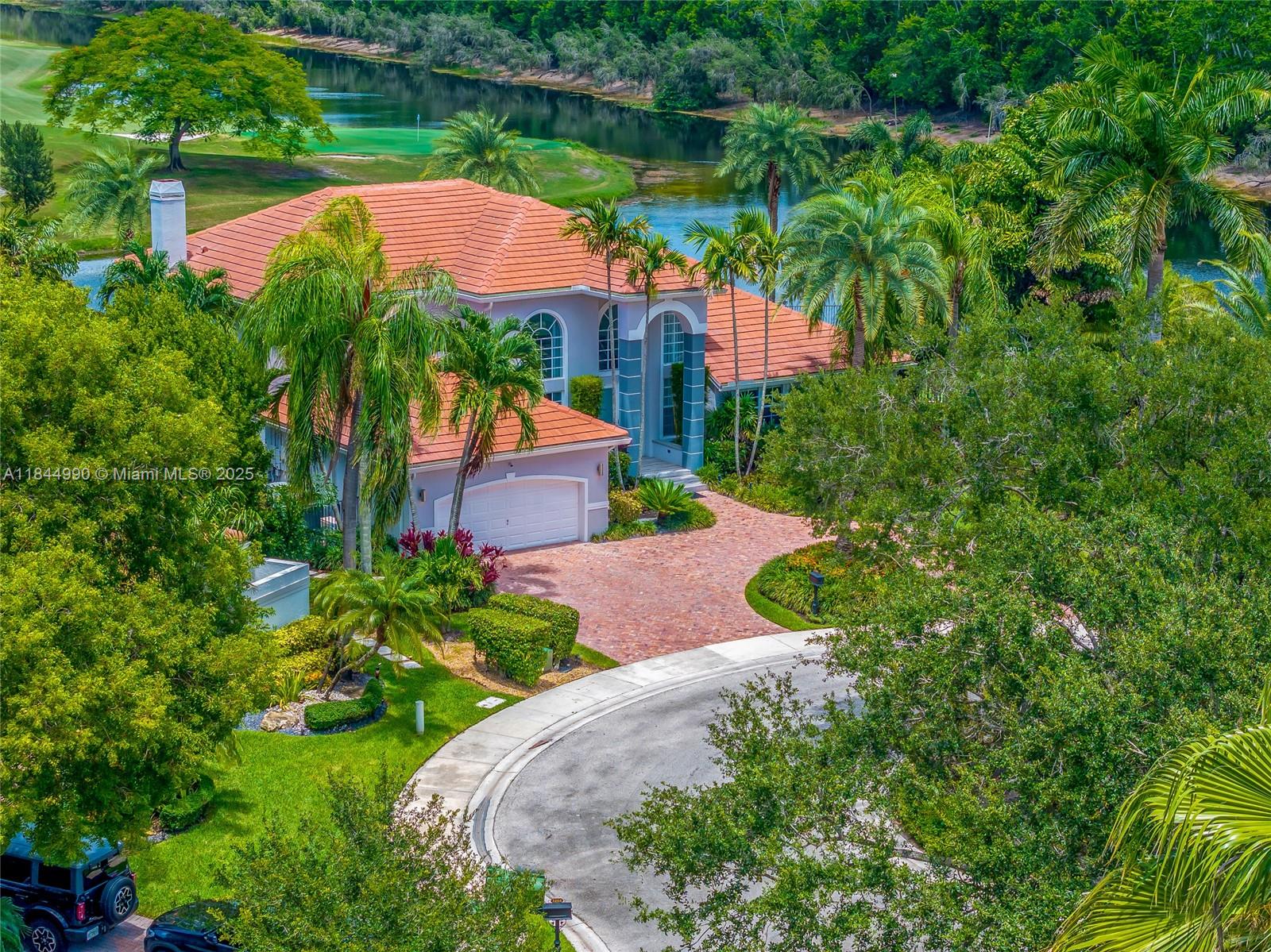 3272 Muirfield