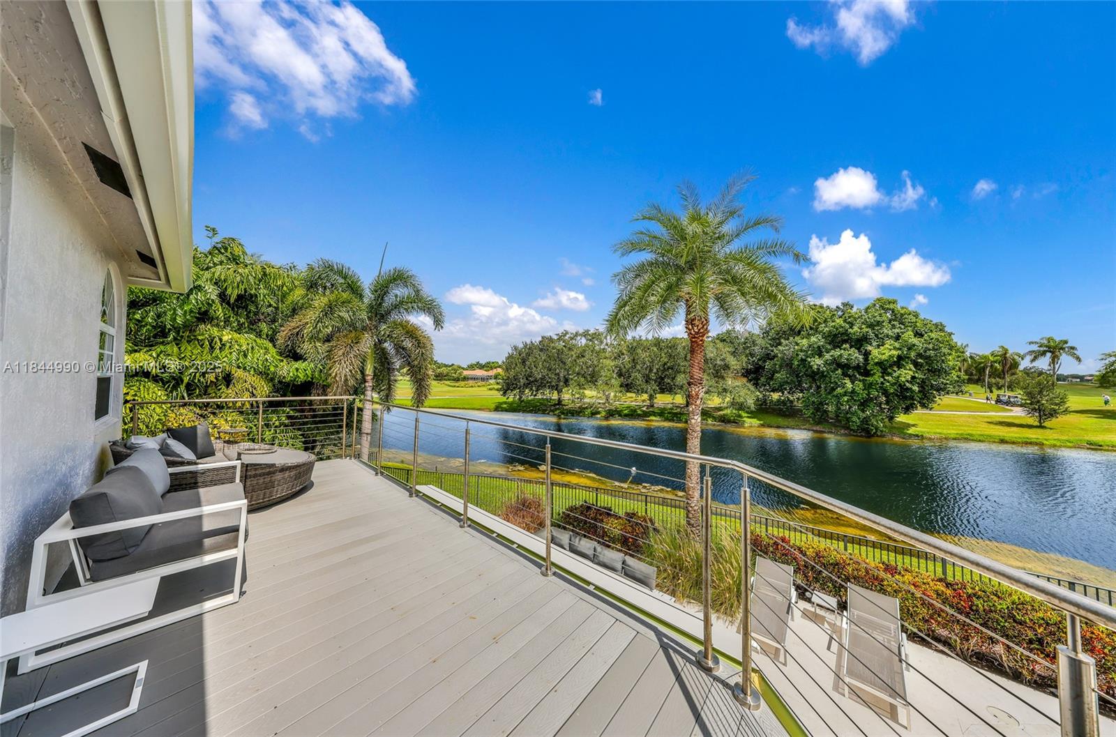 3272 Muirfield