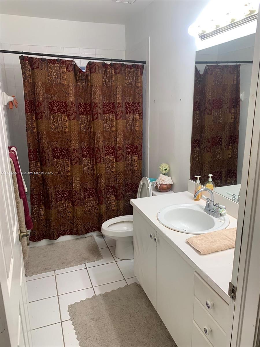 KEYS-GATE NO 1 - Residential