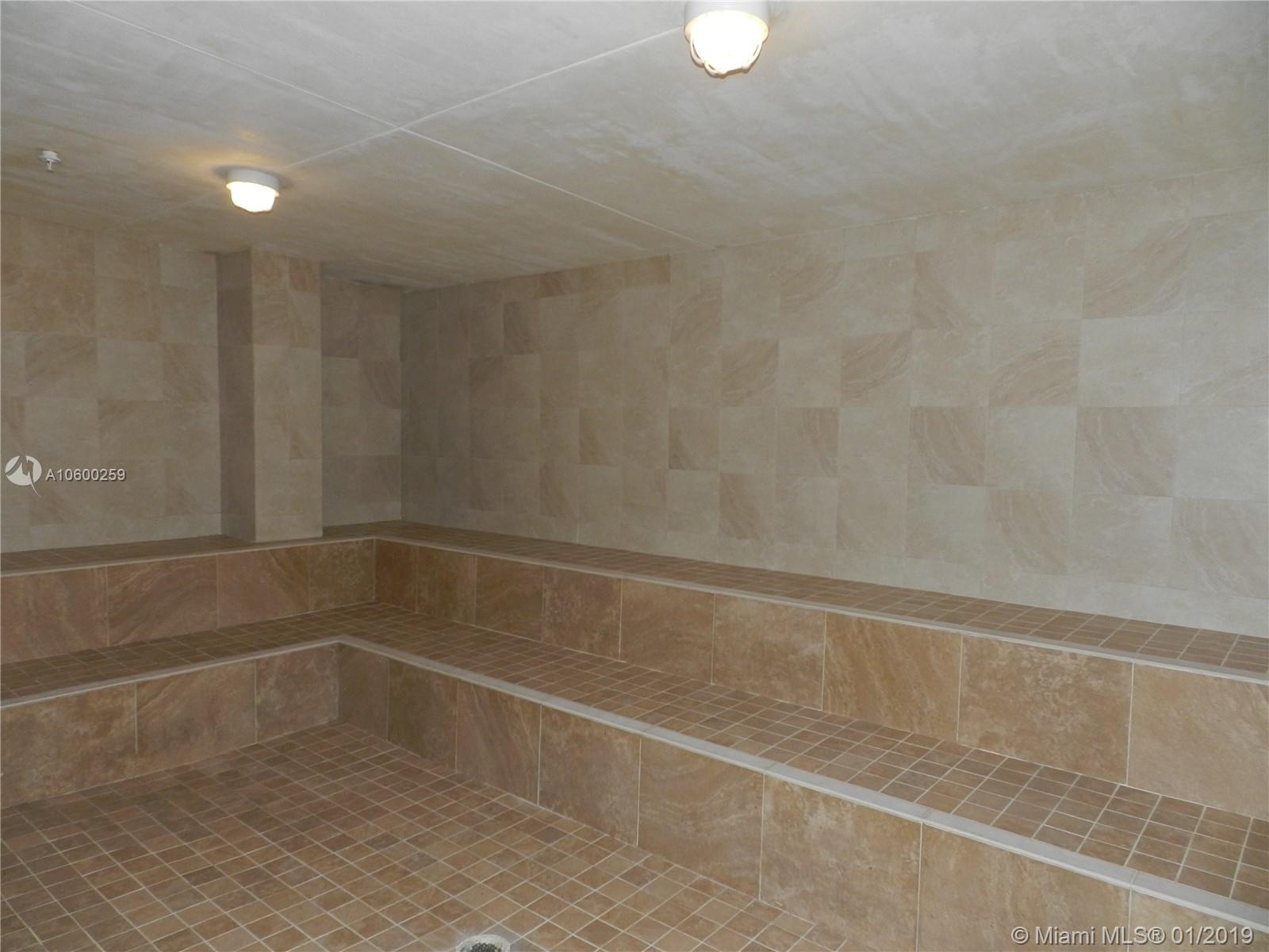 BRICKELL PLACE CONDO - Residential Lease