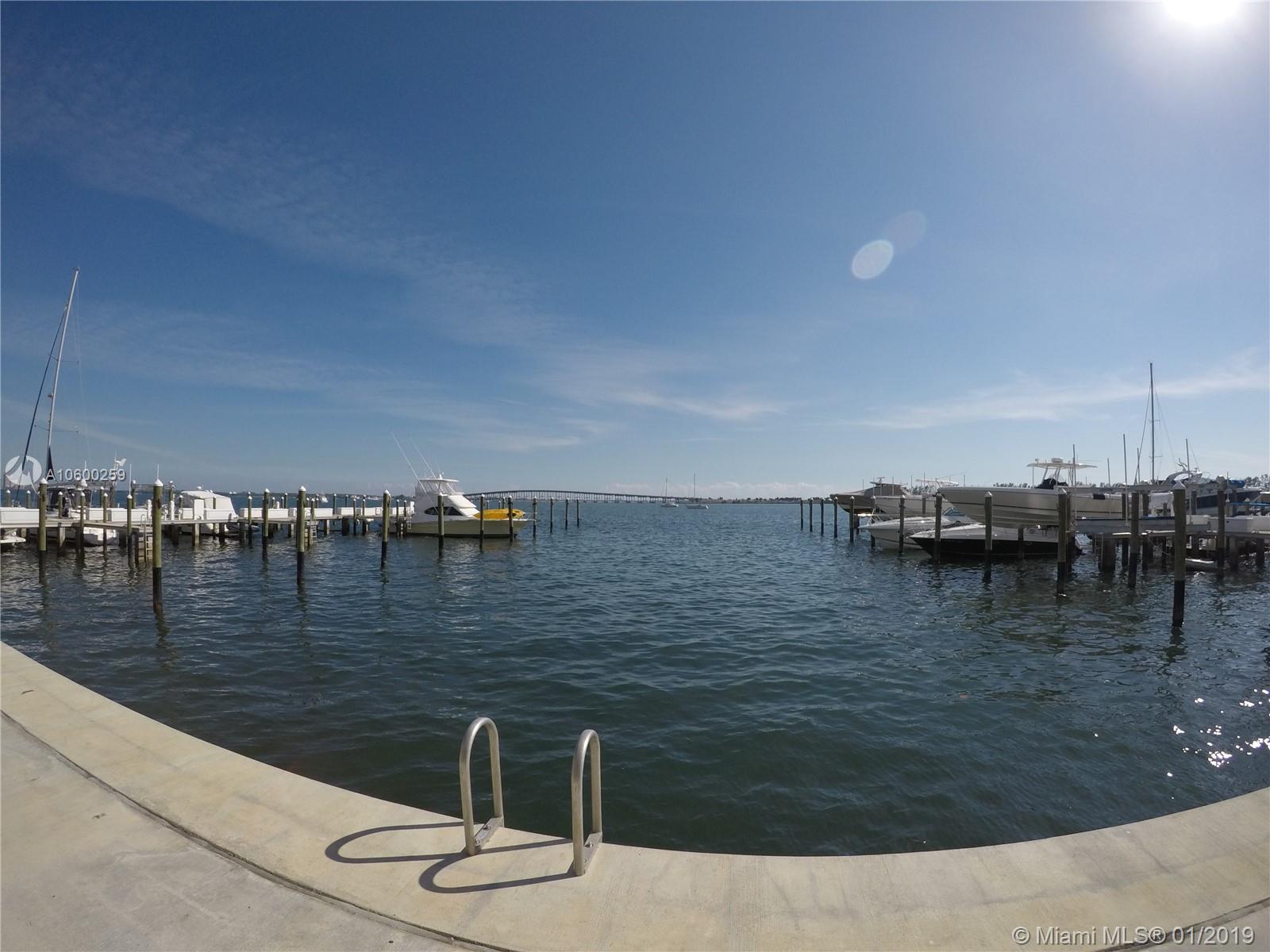 BRICKELL PLACE CONDO - Residential Lease