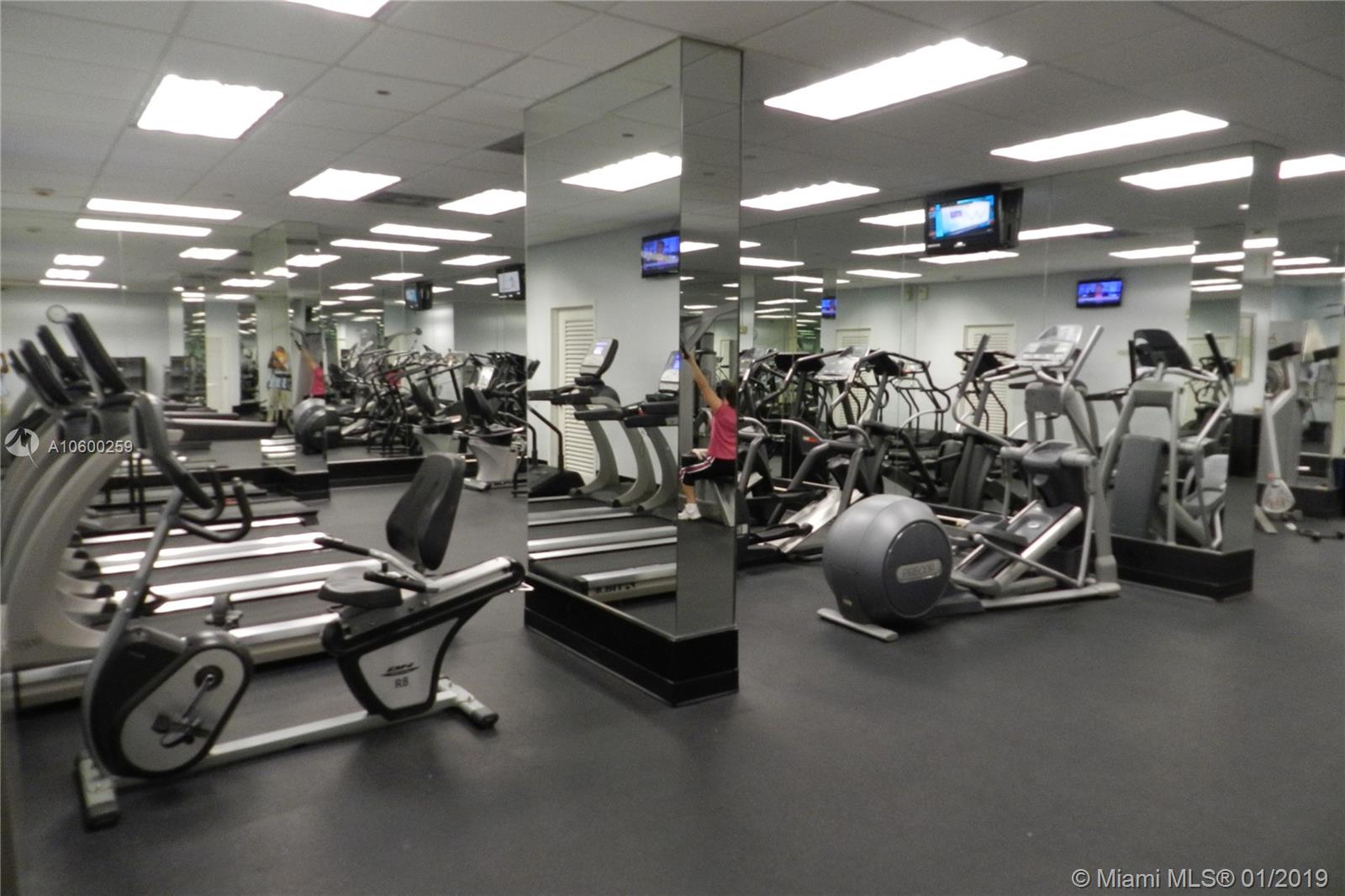 BRICKELL PLACE CONDO - Residential Lease