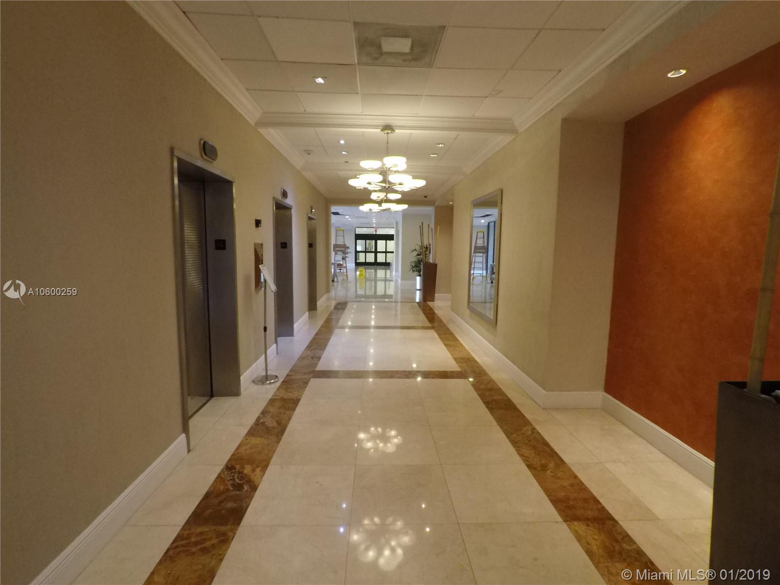 BRICKELL PLACE CONDO - Residential Lease