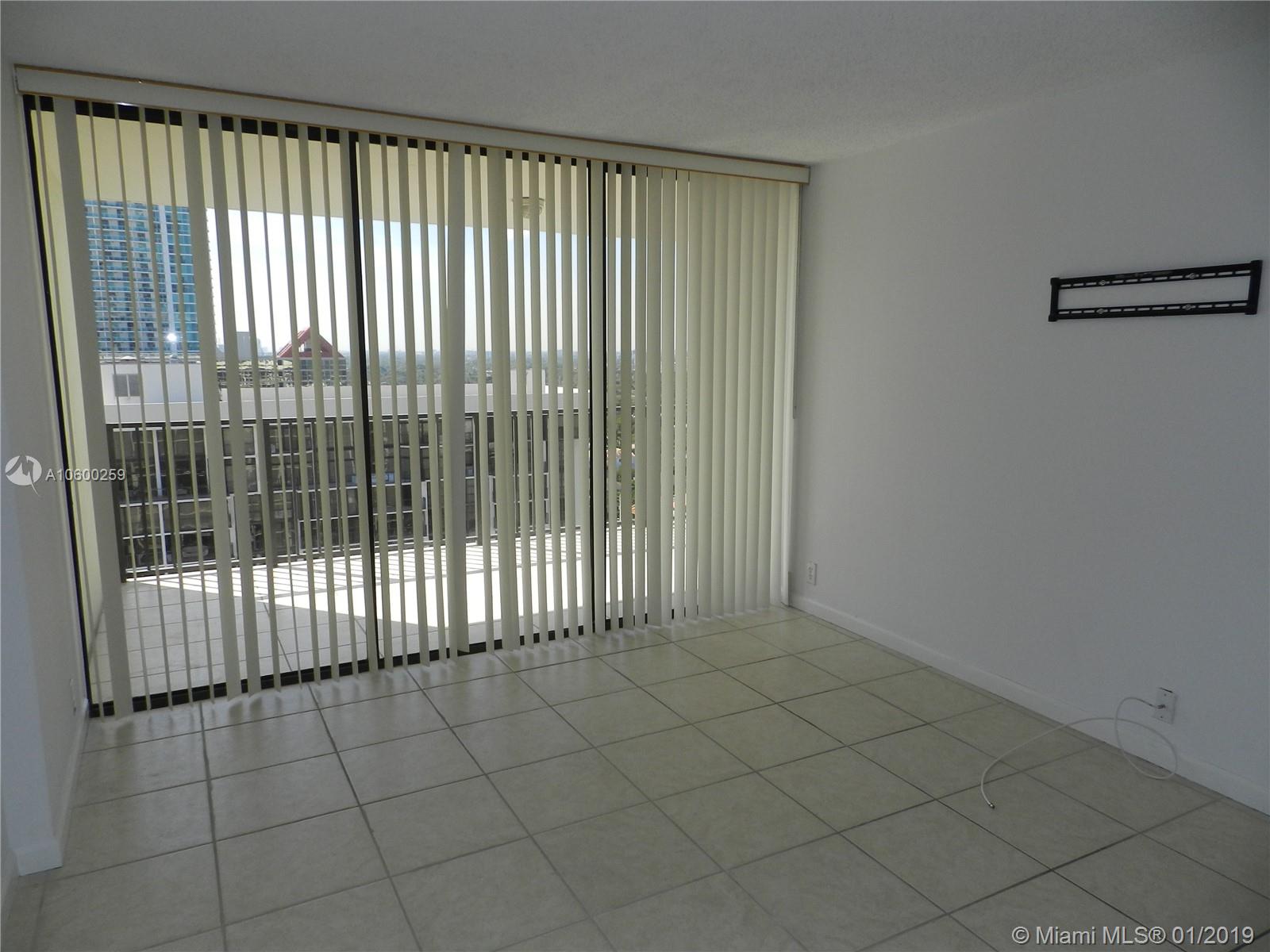 BRICKELL PLACE CONDO - Residential Lease