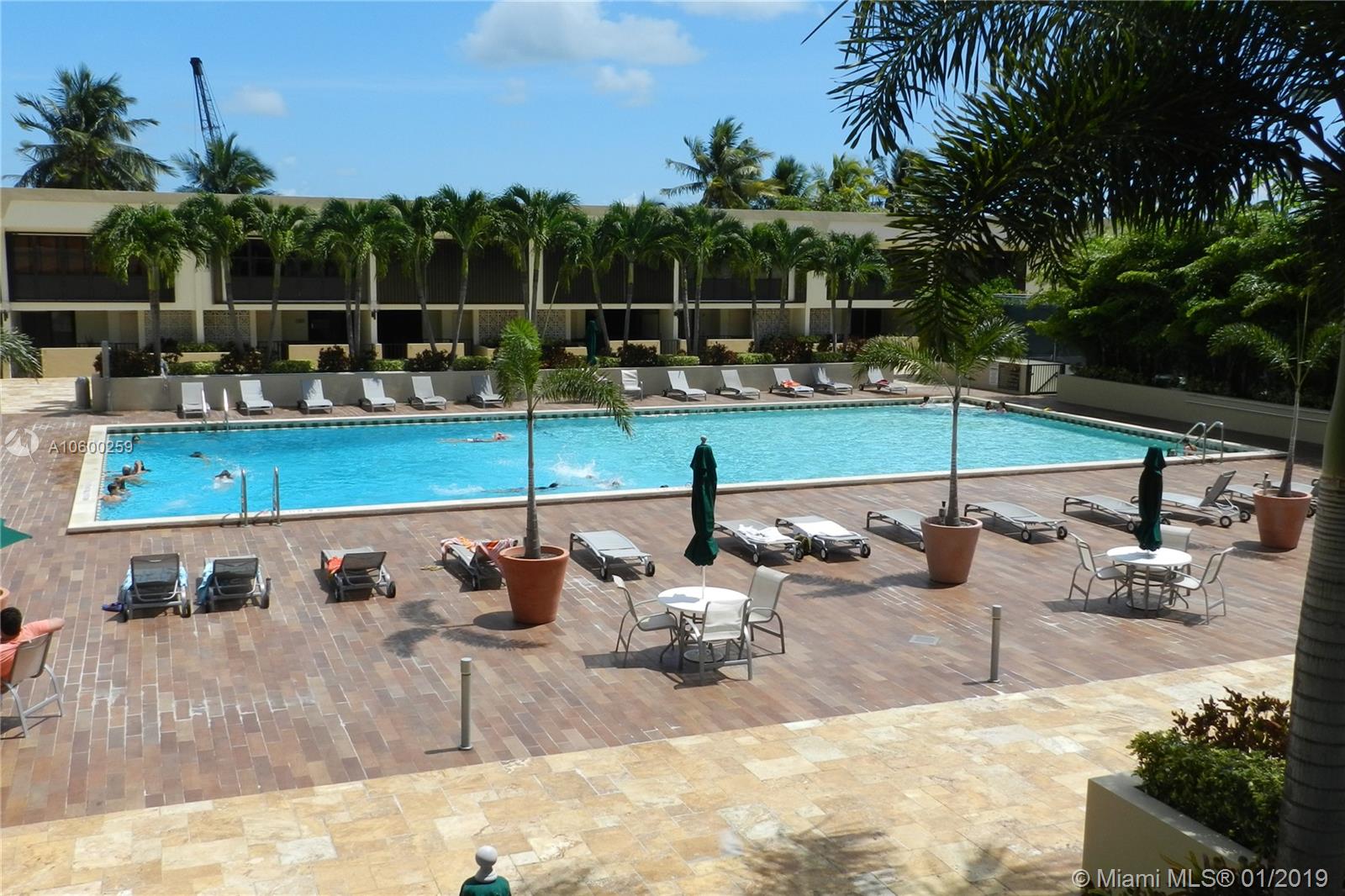 BRICKELL PLACE CONDO - Residential Lease