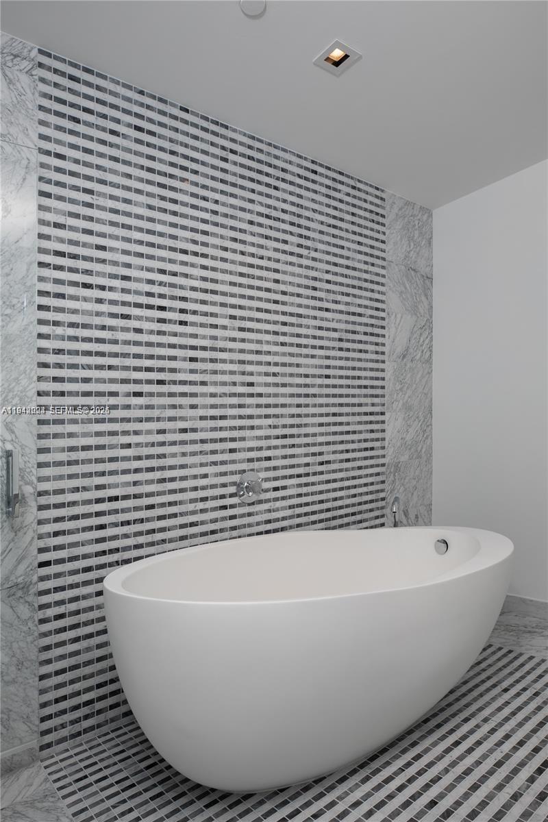 NANCY TERRACE - Residential