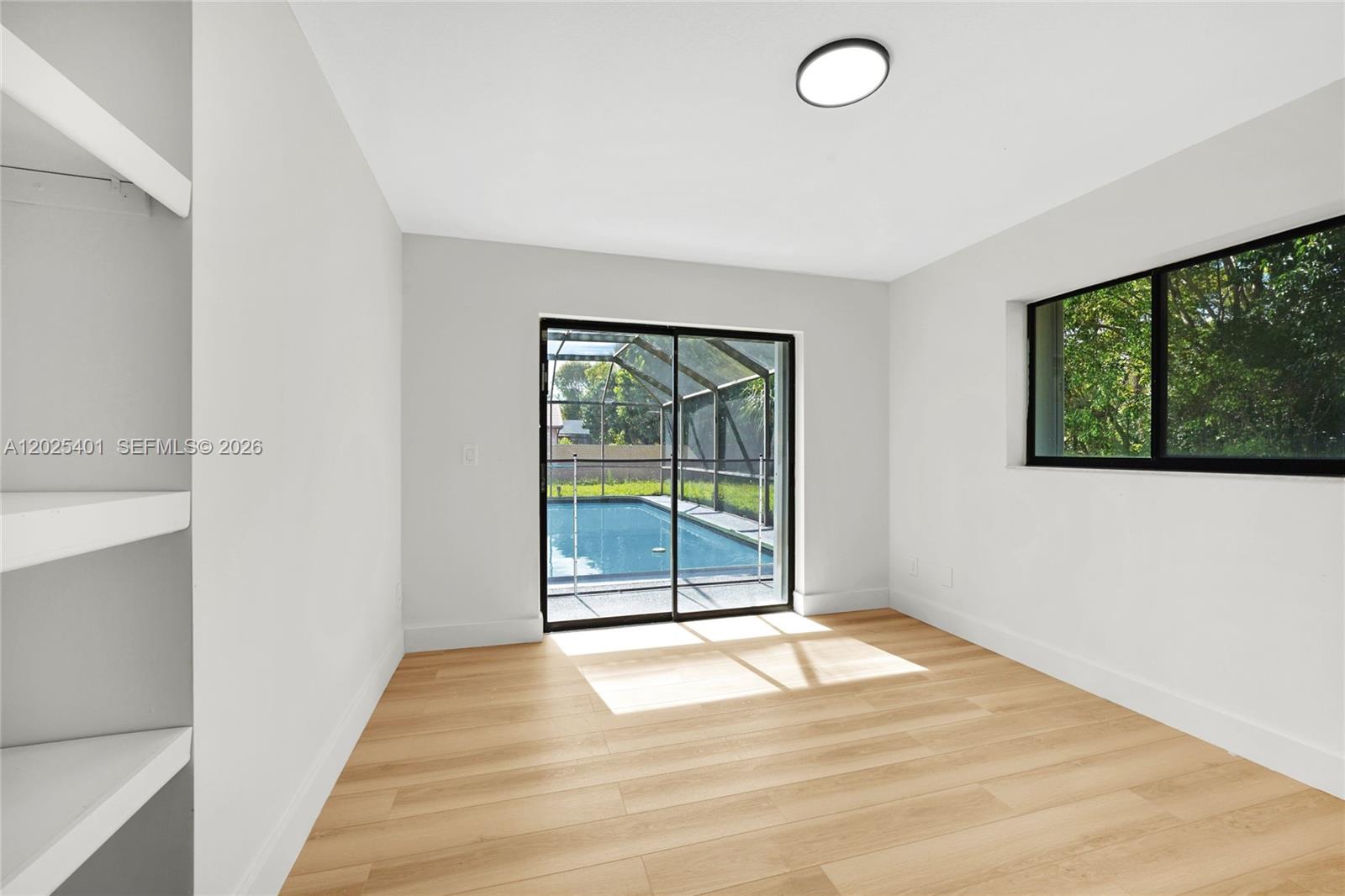 SHADOW WOOD - Residential