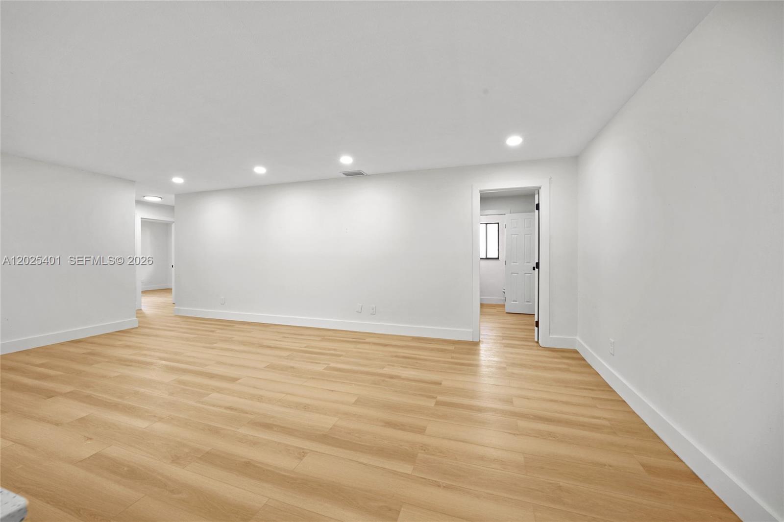 SHADOW WOOD - Residential