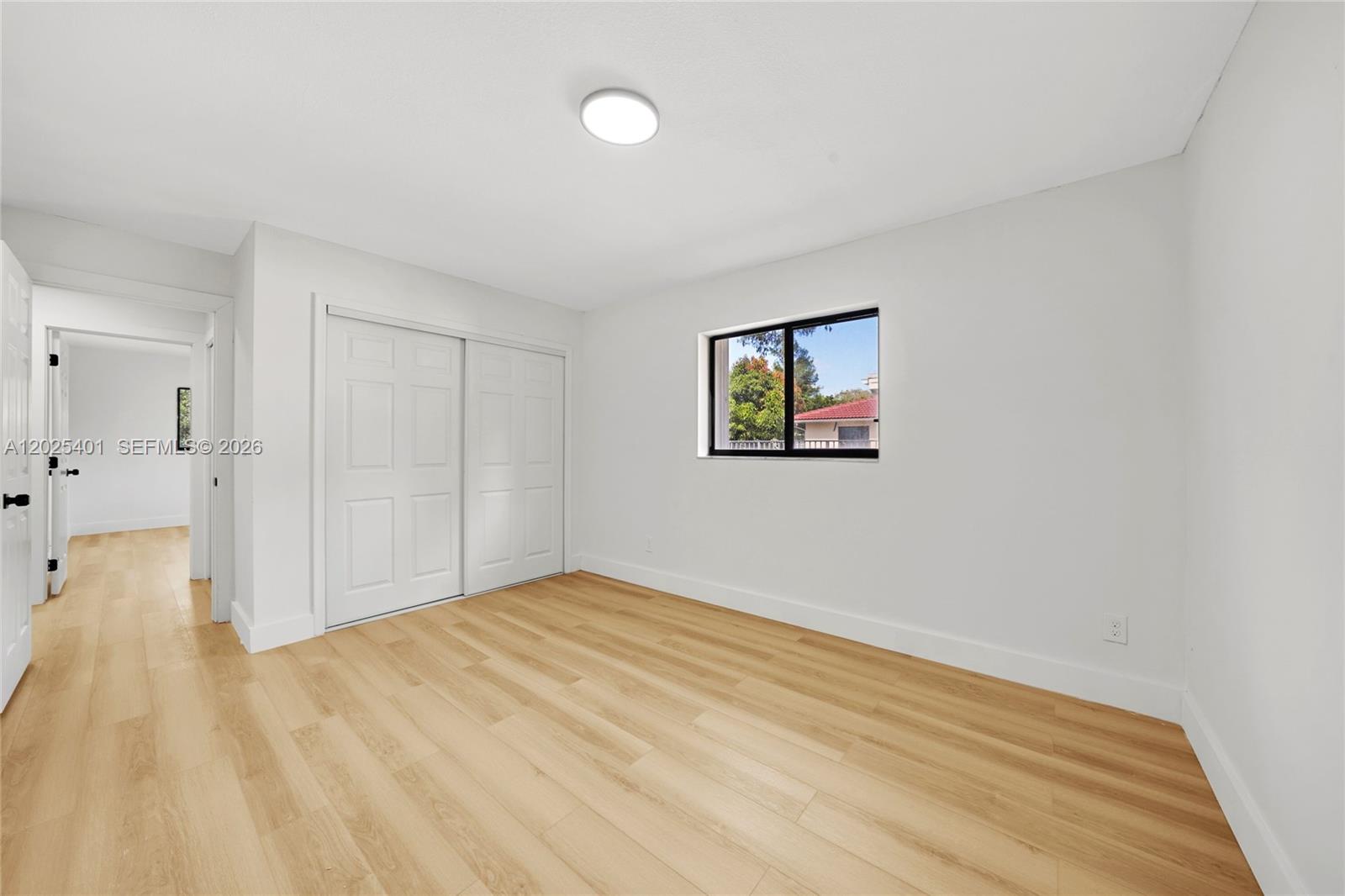 SHADOW WOOD - Residential