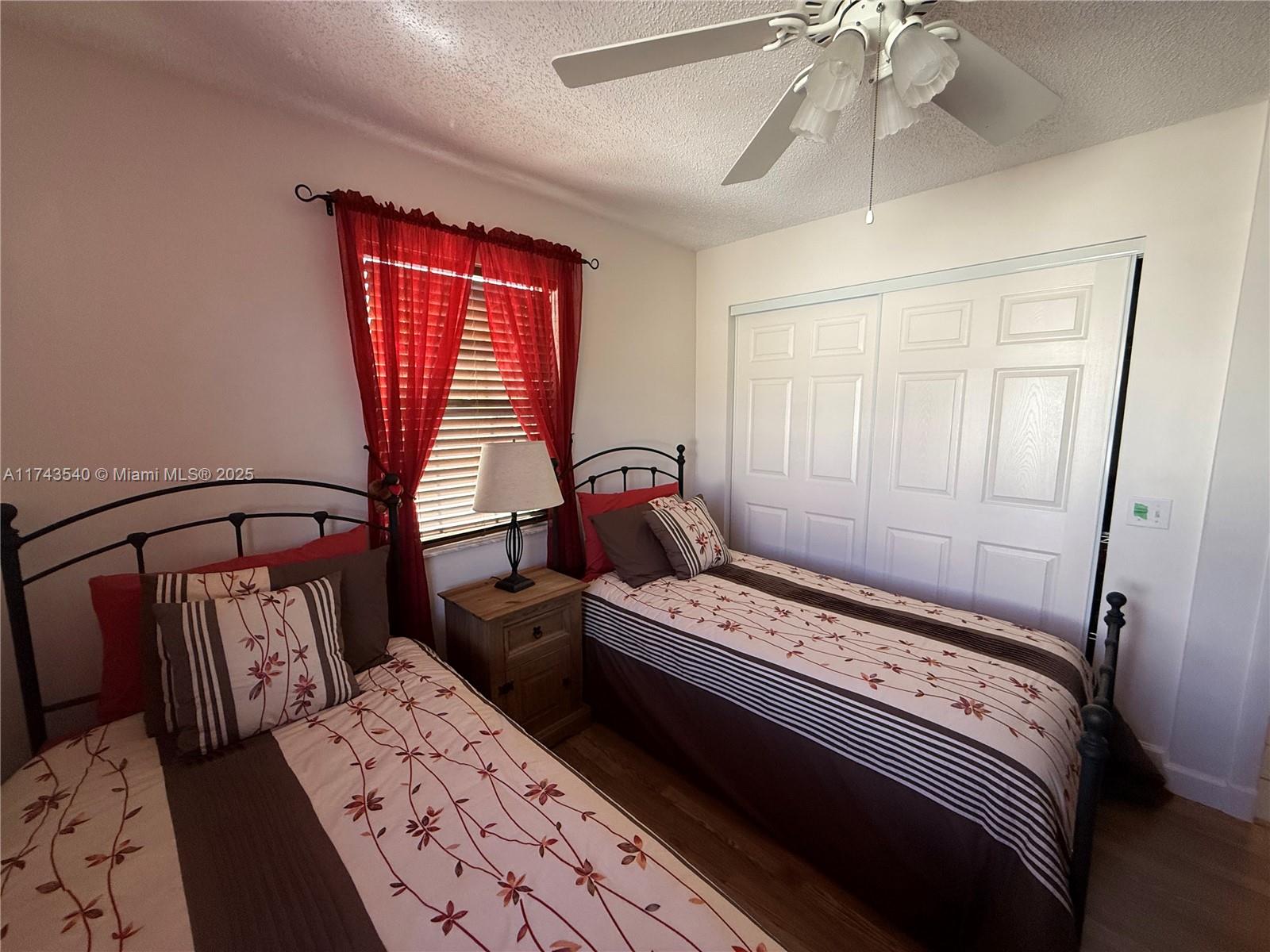 WATERSIDE VILLAGE OF PALM - Residential