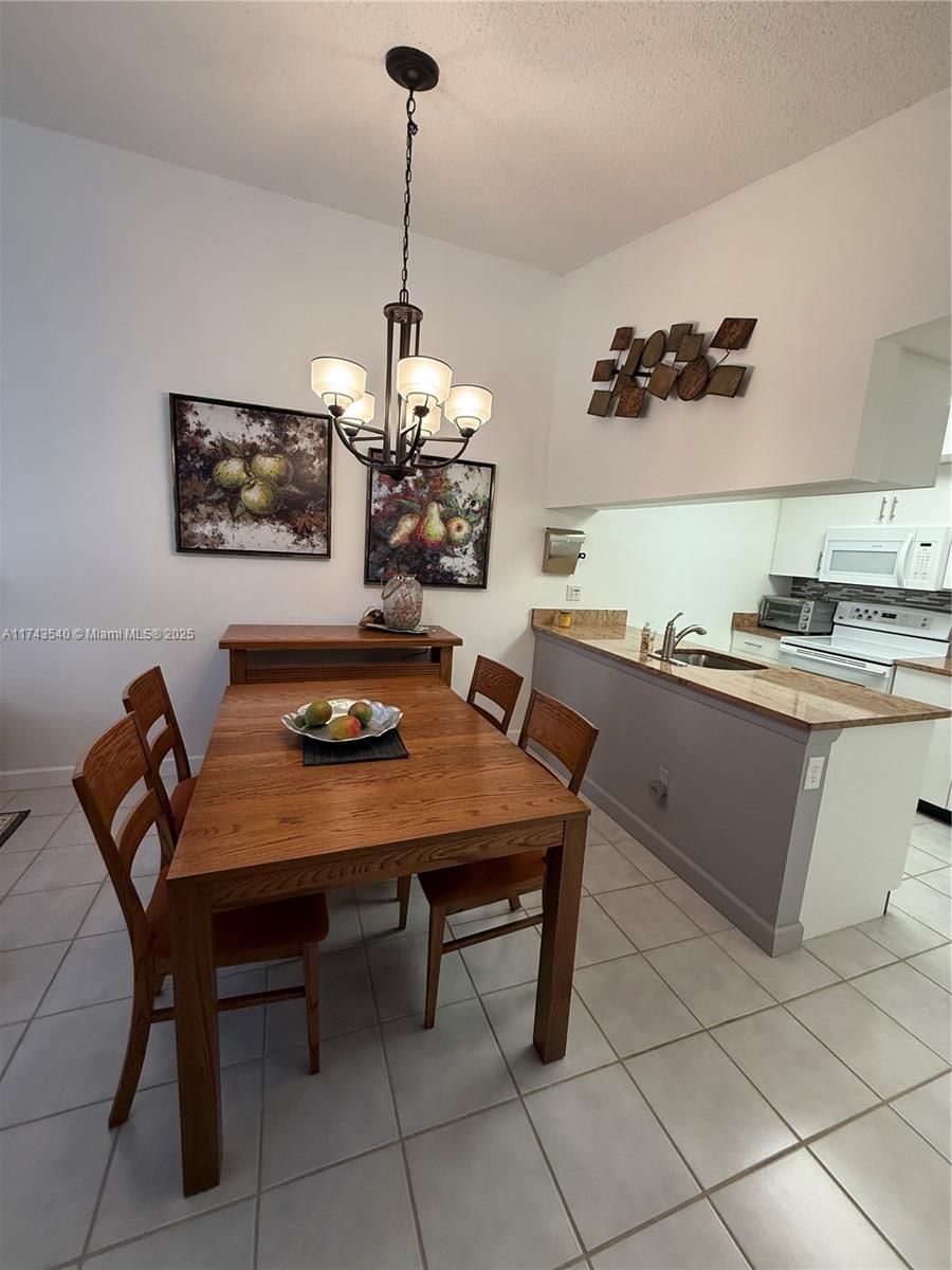 WATERSIDE VILLAGE OF PALM - Residential