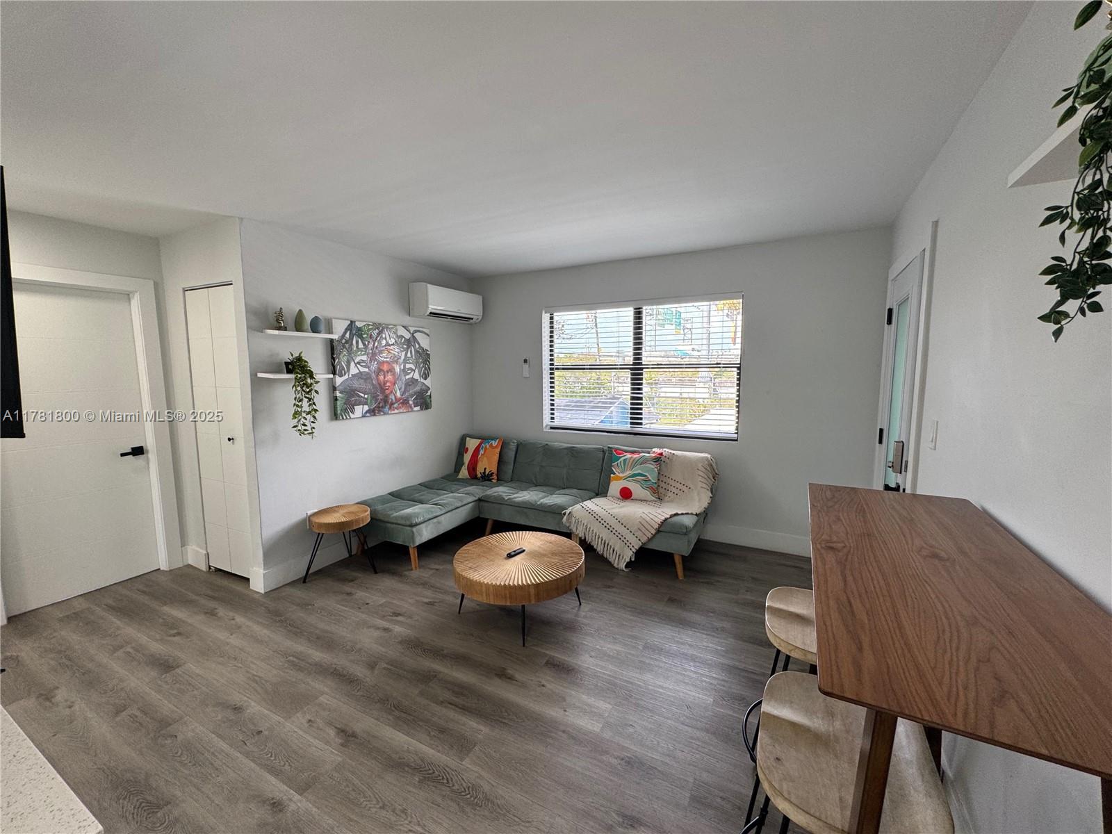 584 NW 30th St 3
