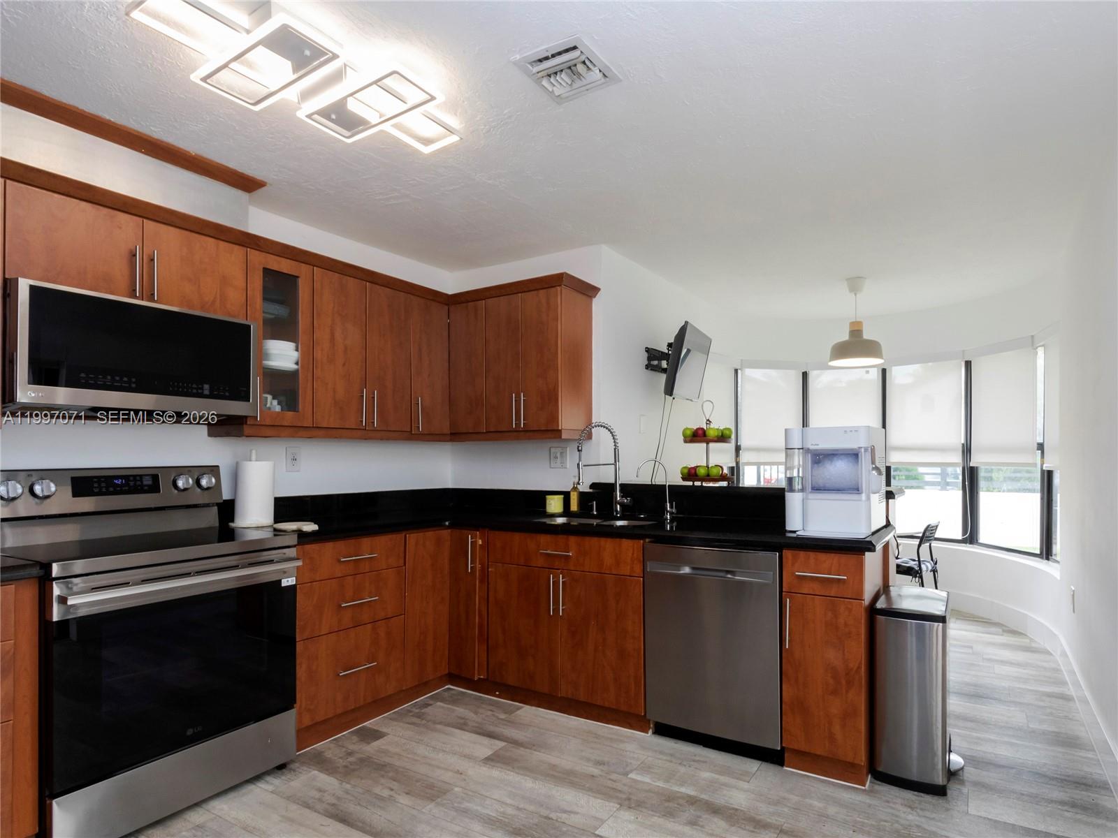 THE MISSIONS - Residential