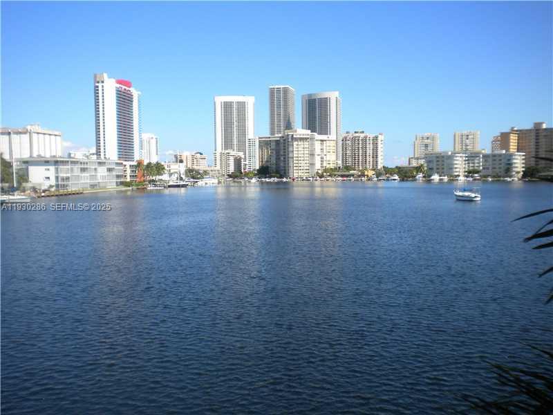 CRYSTAL COVE CONDO - Residential Lease