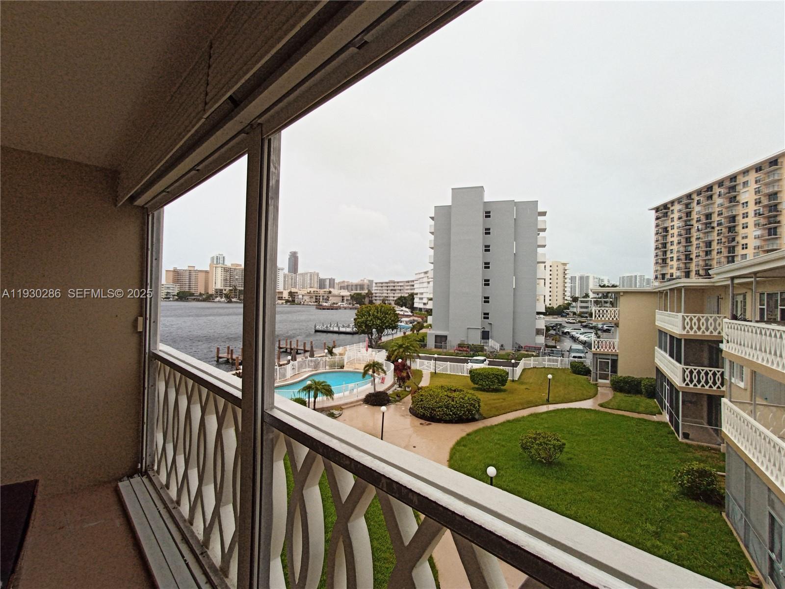 CRYSTAL COVE CONDO - Residential Lease