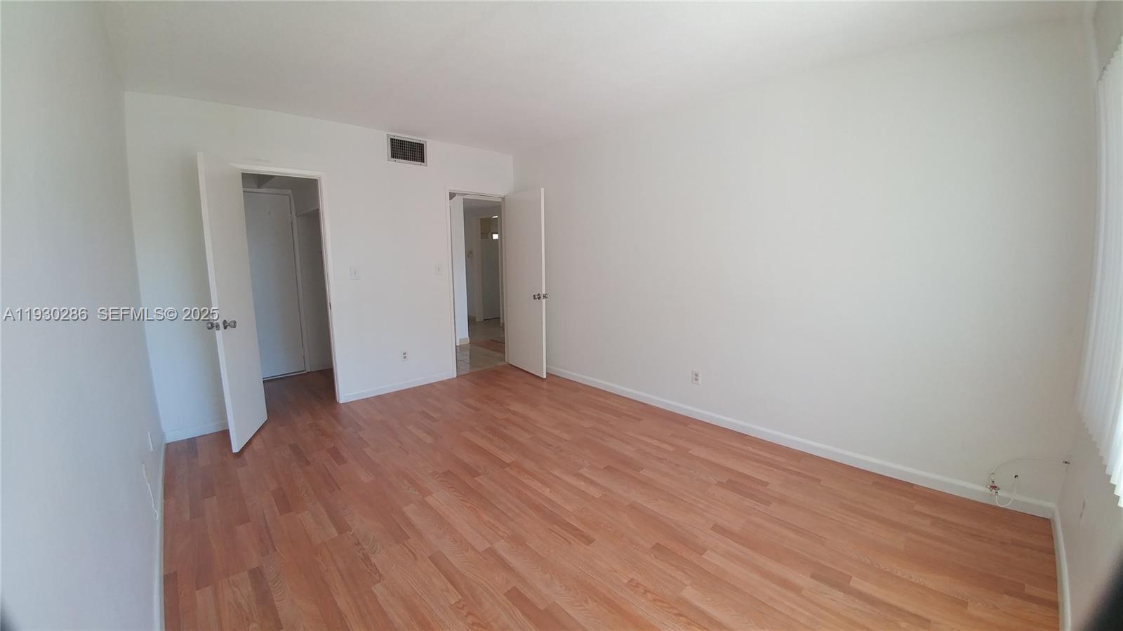 CRYSTAL COVE CONDO - Residential Lease