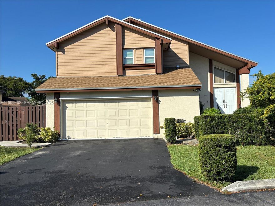 Great property in Lakes of the Meadows. Unique Patio Home with only one adjacent neighbor. New roof, New A/c unit. Impact doors and windows. part of the garage converted to an extra room. Sprikler system in the backyard with its own well. Come and see it to appreciate it