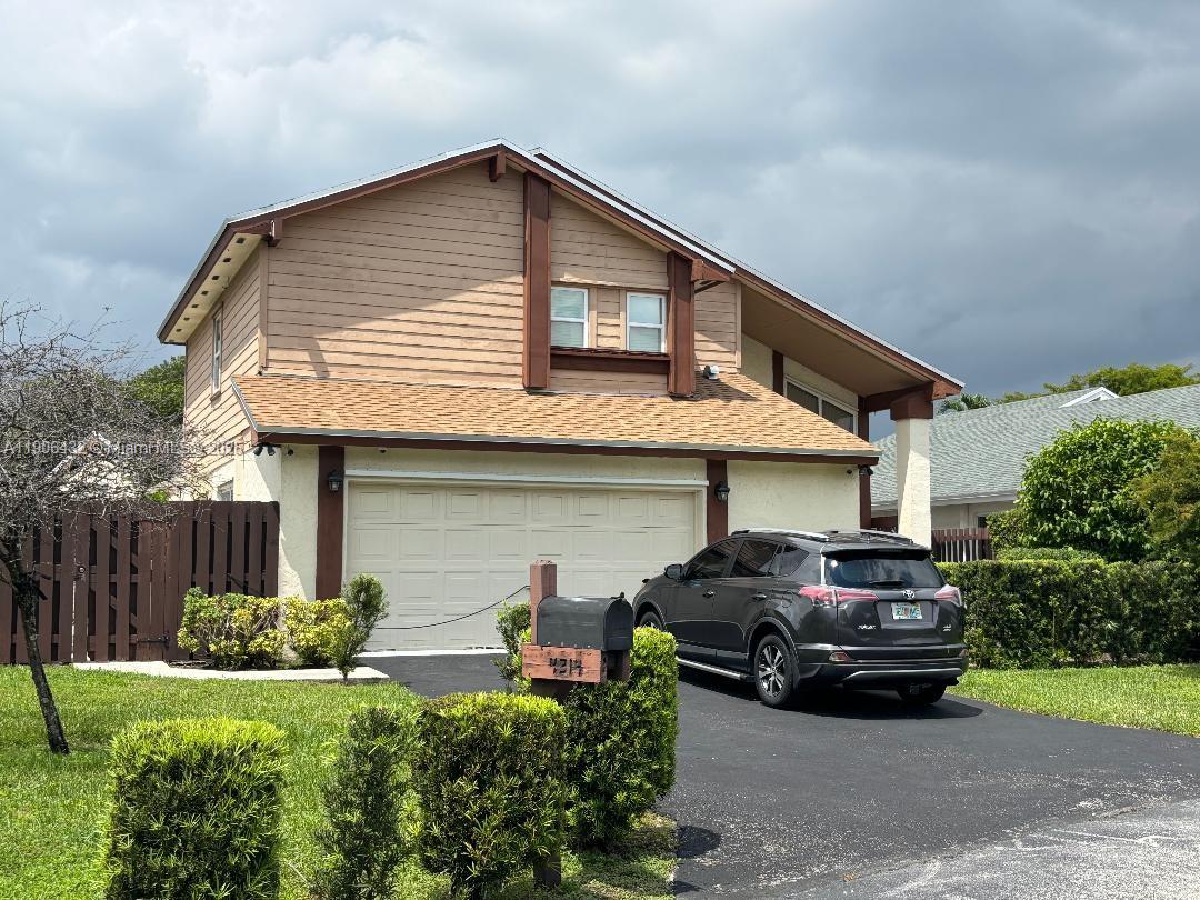 Great property in Lakes of the Meadows. Unique Patio Home with only one adjacent neighbor. New roof, New A/c unit. Impact doors and windows. part of the garage converted to an extra room. Sprikler system in the backyard with its own well. Come and see it to appreciate it