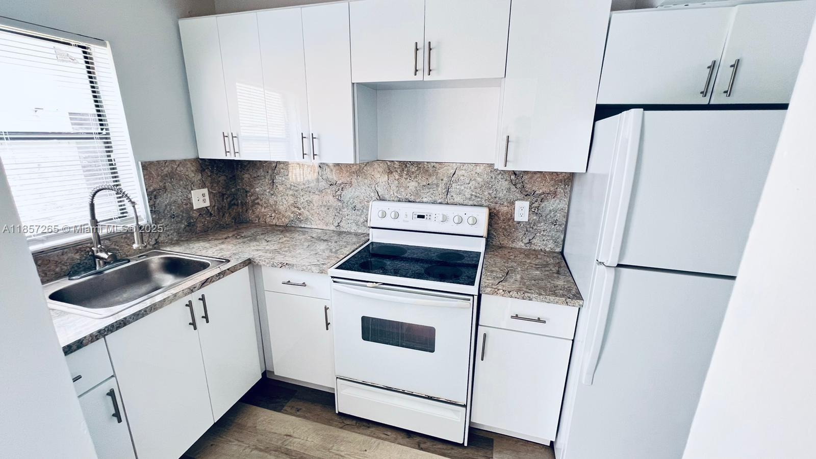 2246 NW 52nd Ave 2246