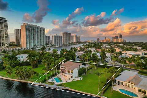 288 S Parkway Pkwy Golden Beach FL 33160