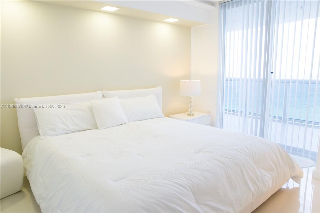 LA GORCE PALACE CONDO - Residential