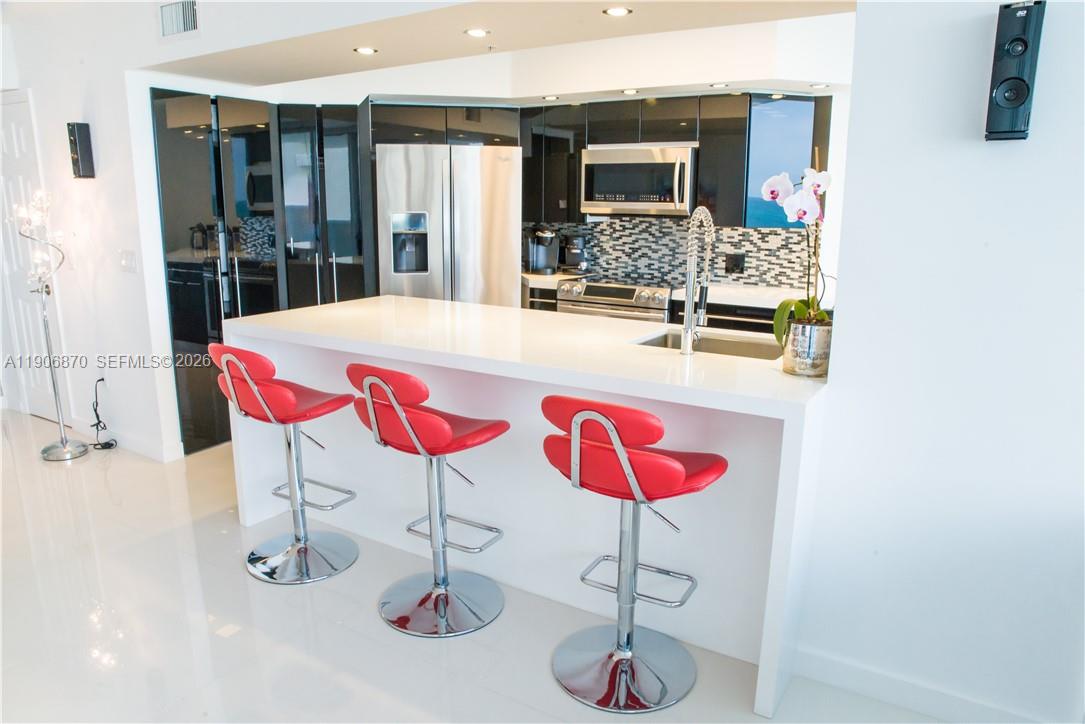 LA GORCE PALACE CONDO - Residential